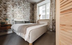 Charming Apartment In Kaunas Old Town By Urban Rent